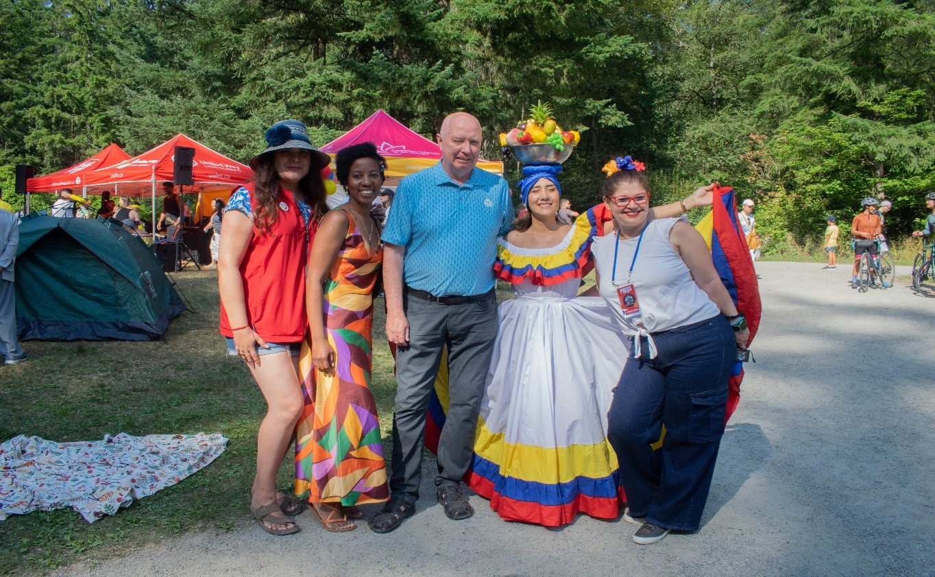 Consulado junto con la Asociación Colombo Canadiense de Columbia Británica realizaron Picnic de Verano este 2024